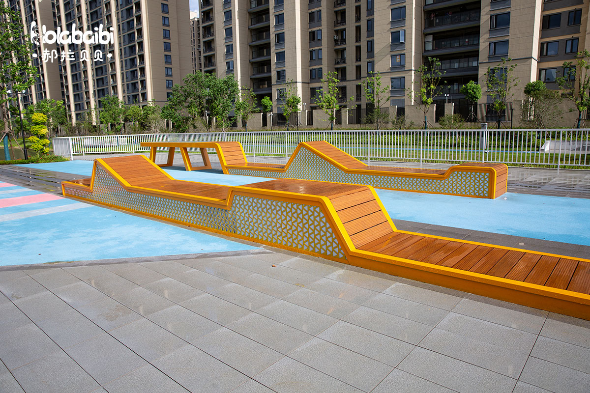 outdoor playground equipment