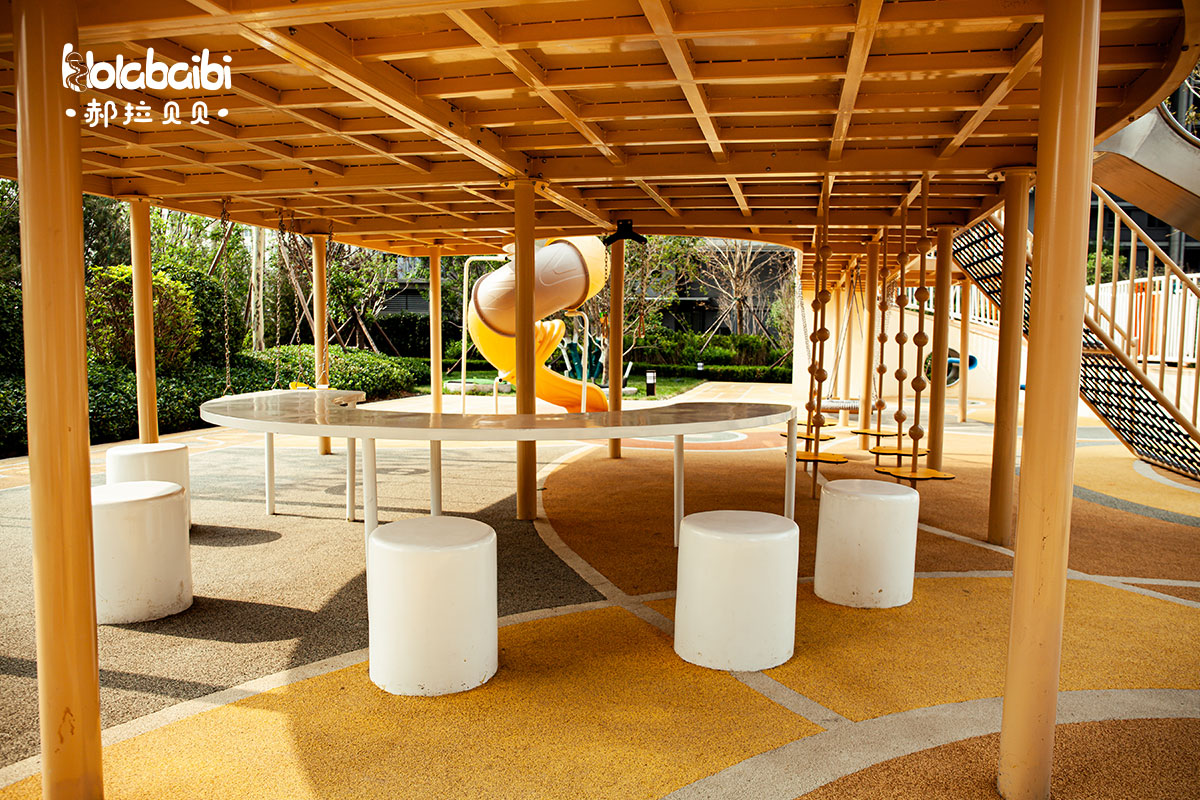 Outdoor Playground Equipment