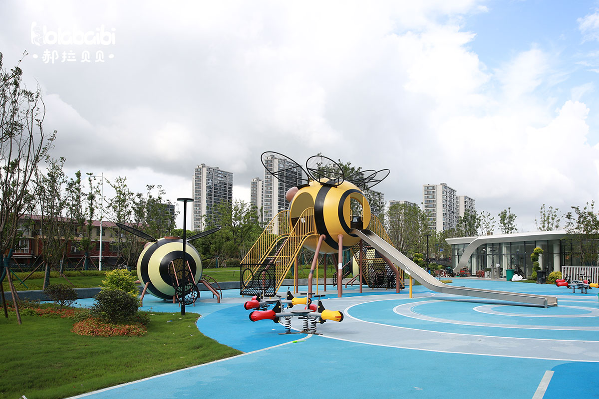 outdoor playground equipment