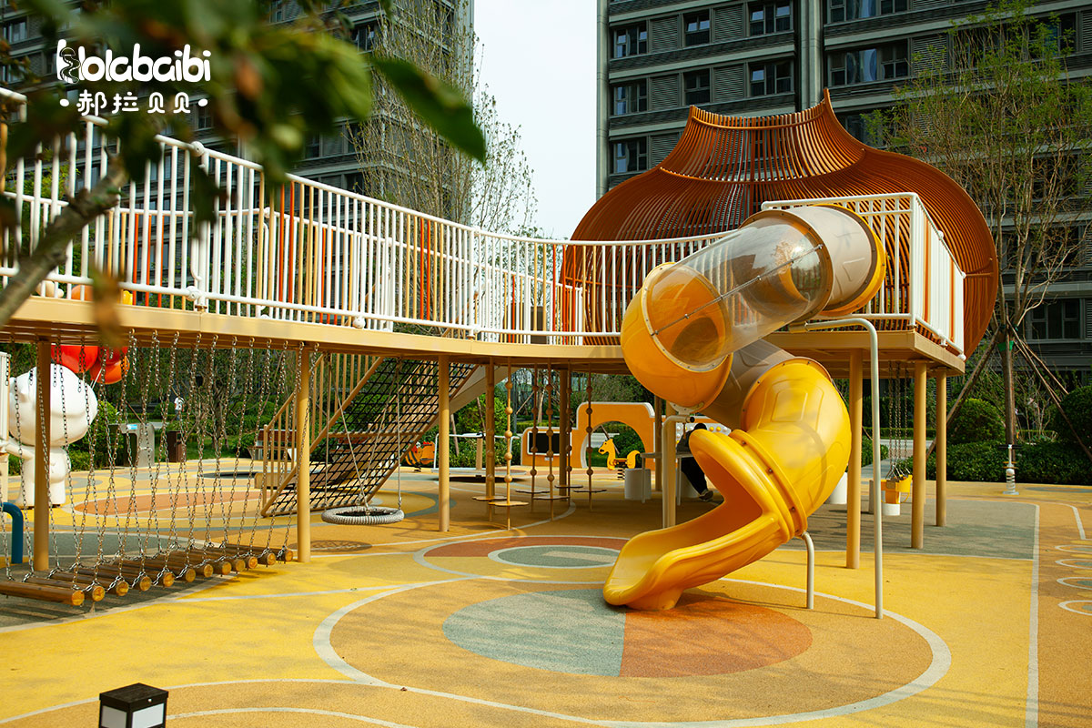 commercial playground equipment