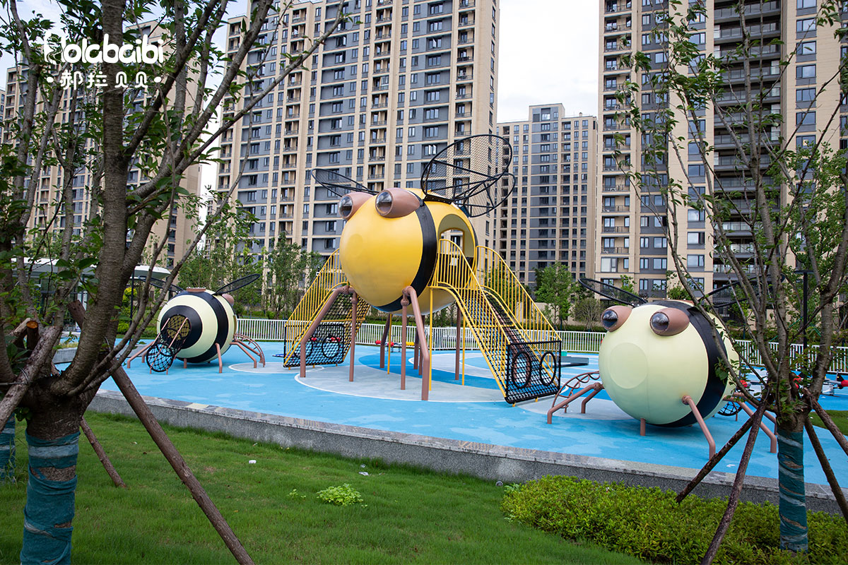 outdoor playground equipment